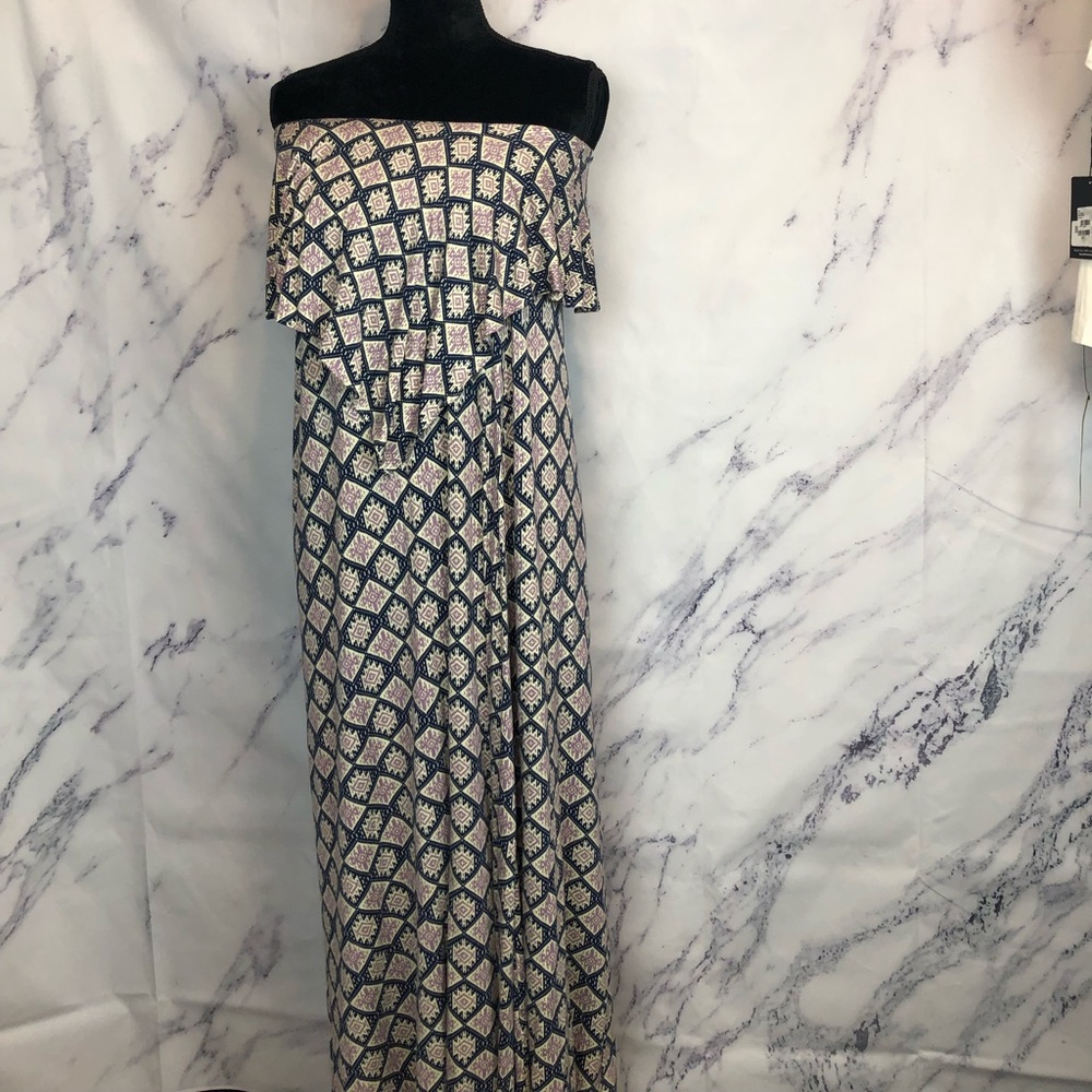 Hourglass- Frenzii by Jully Kang maxi dress NWT